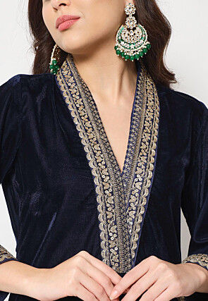 Embellished Neckline Velvet Straight Kurta Set in Navy Blue