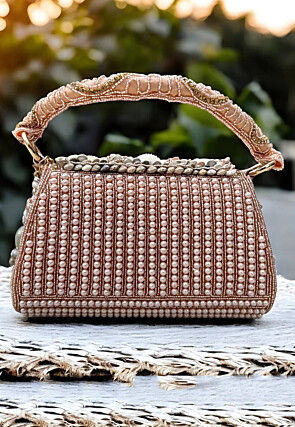 Embellished Polyester Clutch Bag in Pink