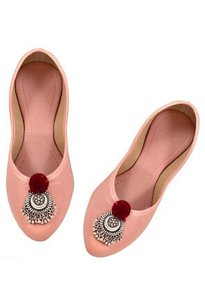 Embellished Synthetic Women Jutti in Baby Pink