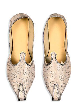 Embroidered Art Silk Men Mojari in Beige