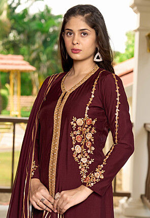 Page 5 | Salwar Kameez: Buy Designer Indian Suits for Women Online