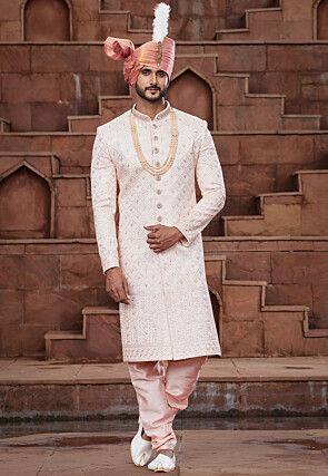 Indian Grooms Who Looked Out Of The Box During Their Wedding Festivities! |  Weddingplz | Groom dress men, Dress suits for men, Wedding dresses men  indian