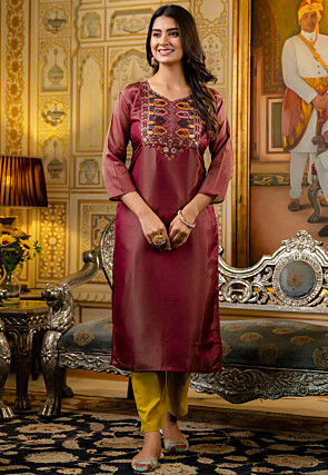 Embroidered Chinon Chiffon Straight Kurta in Maroon