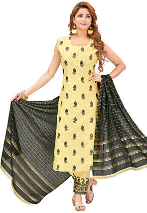 Page 4 | Chanderi Silk Salwar Kameez: Buy Chanderi Suits Online | Utsav ...