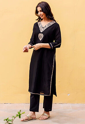 Embroidered Chanderi Silk Straight Kurta Set in Black