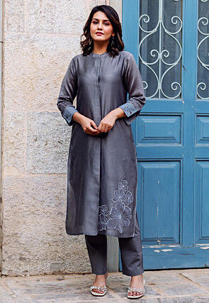 Embroidered Chanderi Silk Straight Kurta Set in Grey