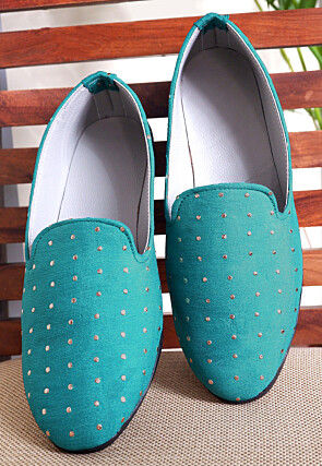 Embroidered Chinon Chiffon Men Mojari in Turquoise