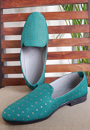 Embroidered Chinon Chiffon Men Mojari in Turquoise