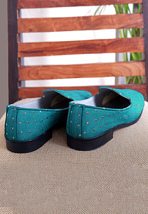 Embroidered Chinon Chiffon Men Mojari in Turquoise