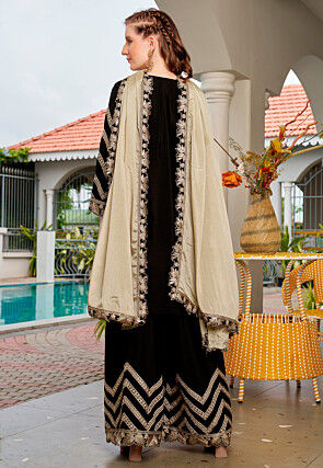 Embroidered Chinon Chiffon Scalloped Pakistani Suit in Black