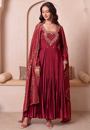burgundy dress with gold jewelry Rose Accessorize Burgundy Dress Rose Gold Boots Earrings Accessorize Rose Gold a gathered bodice with xx063026 Discover 160 Wedding and COLOR:HUNTER GREEN