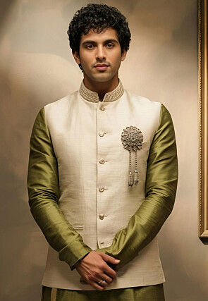 Embroidered Collar Pure Cotton Nehru Jacket in Cream