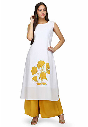 Embroidered Cotton Cambric Kurta Set in Off white