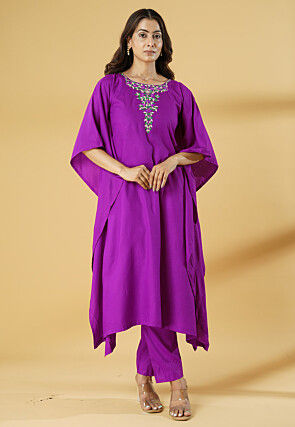 Embroidered Cotton Kaftan Style Kurta Set in Violet