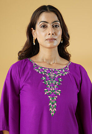 Embroidered Cotton Kaftan Style Kurta Set in Violet