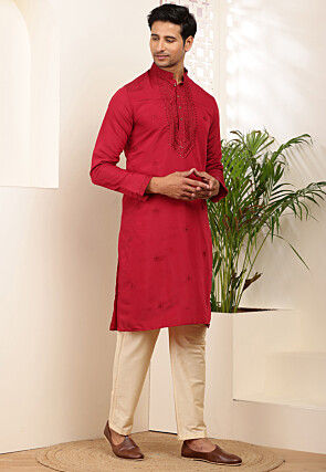 Embroidered Cotton Kurta in Red