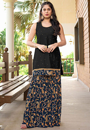 Embroidered Cotton Silk Straight Kurta Set in Black