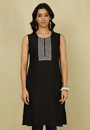 Embroidered Cotton Straight Kurta in Black