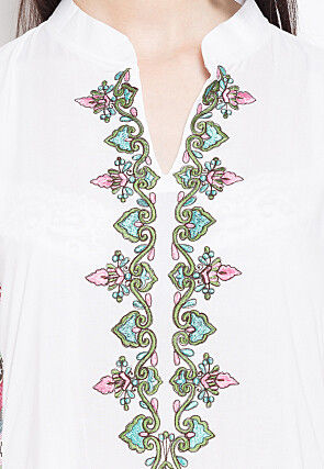 Embroidered Cotton Straight Kurta in Off White