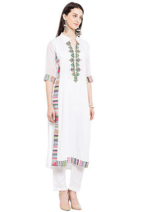 Embroidered Cotton Straight Kurta in Off White