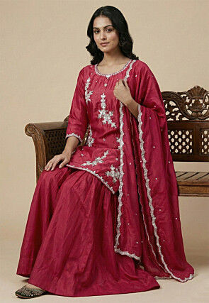 Embroidered Crepe Silk Lehenga in Fuchsia