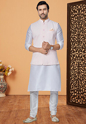 Politician kurta pajama discount design