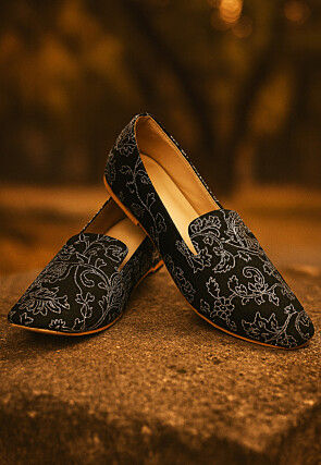 Embroidered Dupion Silk Men Mojari in Black