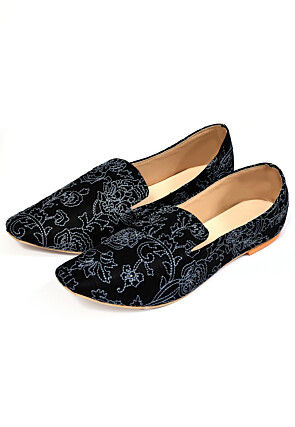Embroidered Dupion Silk Men Mojari in Black