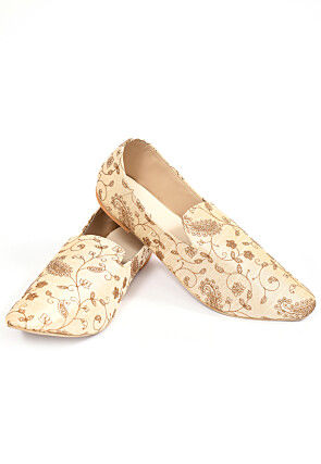 Embroidered Dupion Silk Men Mojaris in Cream