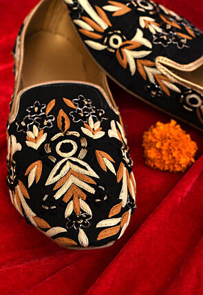 Embroidered Dupion Silk Men Mojari in Black