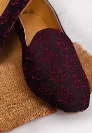 Embroidered Dupion Silk Men Mojari in Wine