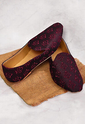 Embroidered Dupion Silk Men Mojari in Wine