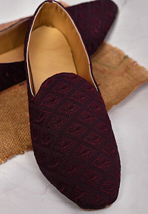Embroidered Dupion Silk Men Mojari in Wine