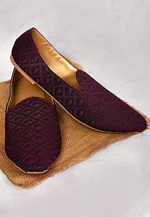 Embroidered Dupion Silk Men Mojari in Wine