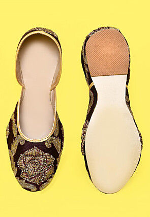 Embroidered Dupion Silk Women Jutti in Wine