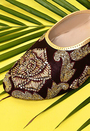 Embroidered Dupion Silk Women Jutti in Wine