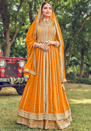Haldi outfit ideas 2021 | Party wear indian dresses, Beautiful pakistani  dresses, Indian fashion dresses