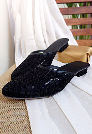 Embroidered Georgette Women Jutti in Black