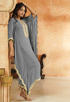 Embroidered Georgette Kaftan Style Kurta Set in Grey