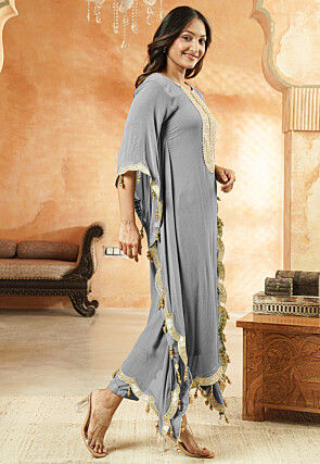 Embroidered Georgette Kaftan Style Kurta Set in Grey
