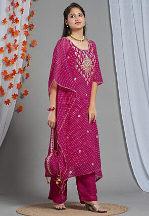 Embroidered Georgette Kaftan Set in Fuchsia