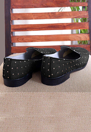 Embroidered Georgette Mojari in Black