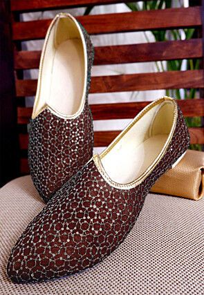 Embroidered Georgette Mojari in Brown
