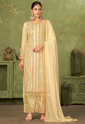 Available In Different Color Ladies Churidar Embroidery Suit at