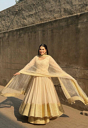 Page 2 | Wedding Salwar Suits: Buy Indian Wedding Suits for women Online |  Utsav Fashion