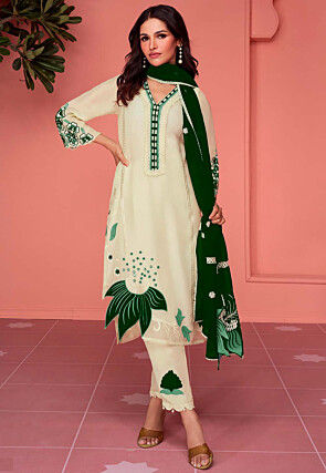 Faux Georgette Embroidery Pakistani Suit In Black Colour - SM5415042