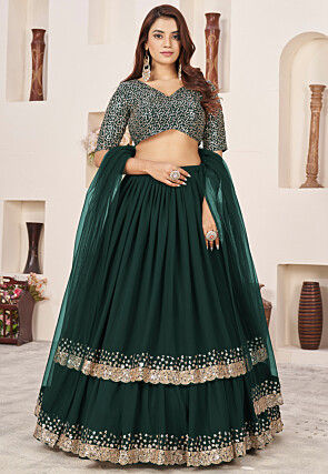 Page 7 | Lehenga Cholis: Buy Indian Lehenga Outfits Online | Utsav Fashion