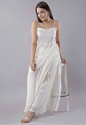 Embroidered Georgette Straight Kurta Set in Off White
