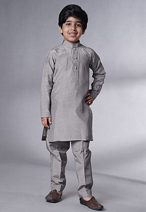 Embroidered Muslin Silk Kurta Set in Grey