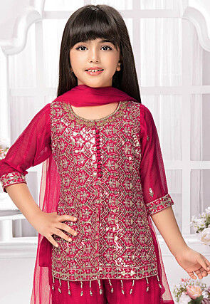 Embroidered Polyester Pakistani Suit in Fuchsia